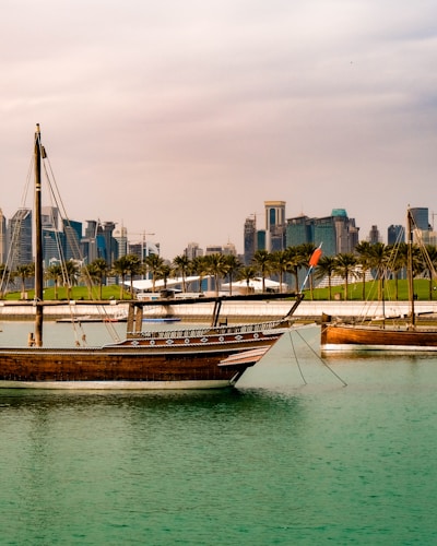 Emirates Palace Abu Dhabi – luxury cultural tourist attraction with golden architecture